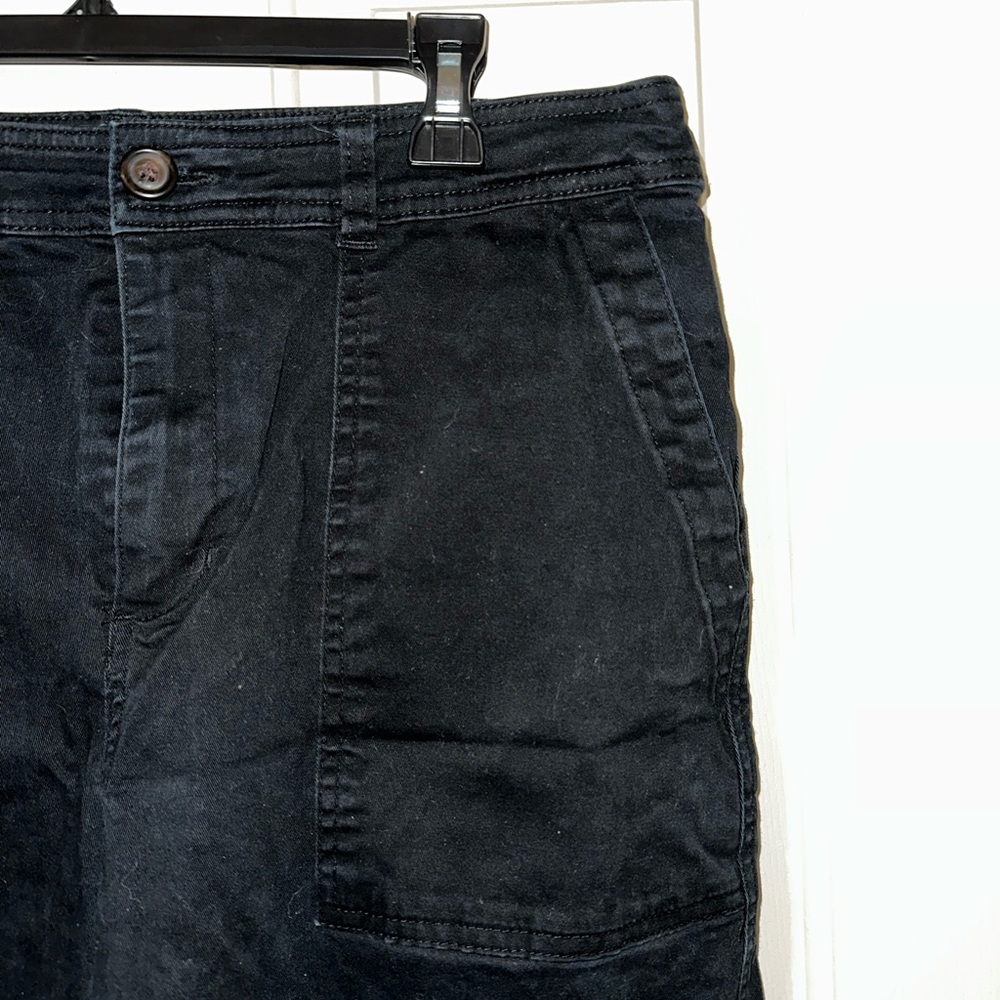 Black wide leg pants